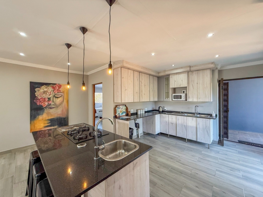 8 Bedroom Property for Sale in Schoemansville North West